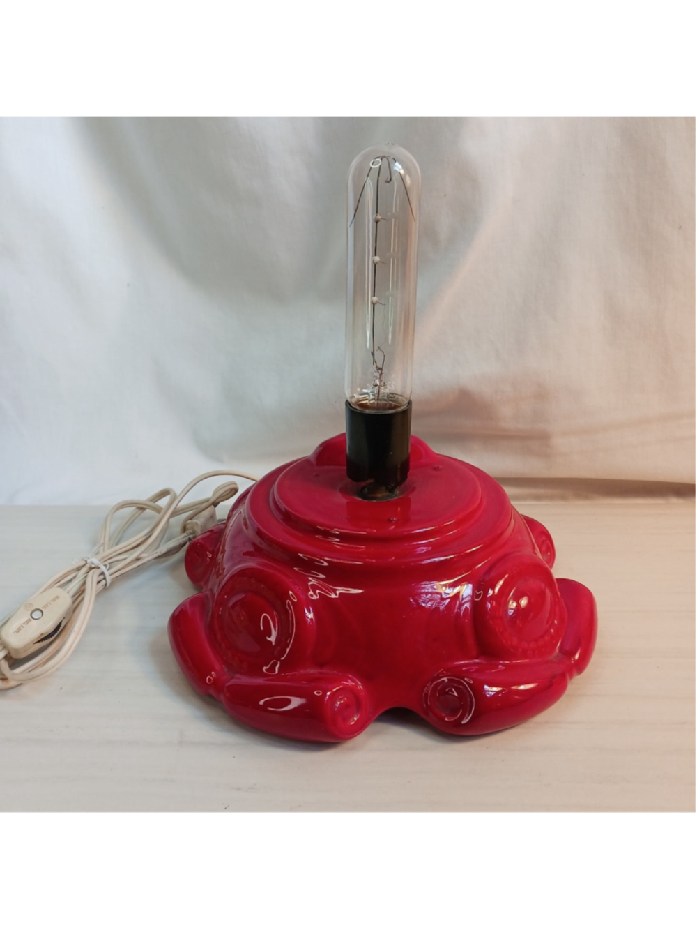 Vintage Atlantic Mold Ceramic Red Christmas Tree Base Only Large 8.75"
